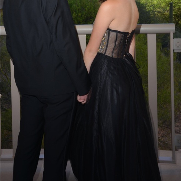 Size 1 Prom Dress - Picture 3 of 3